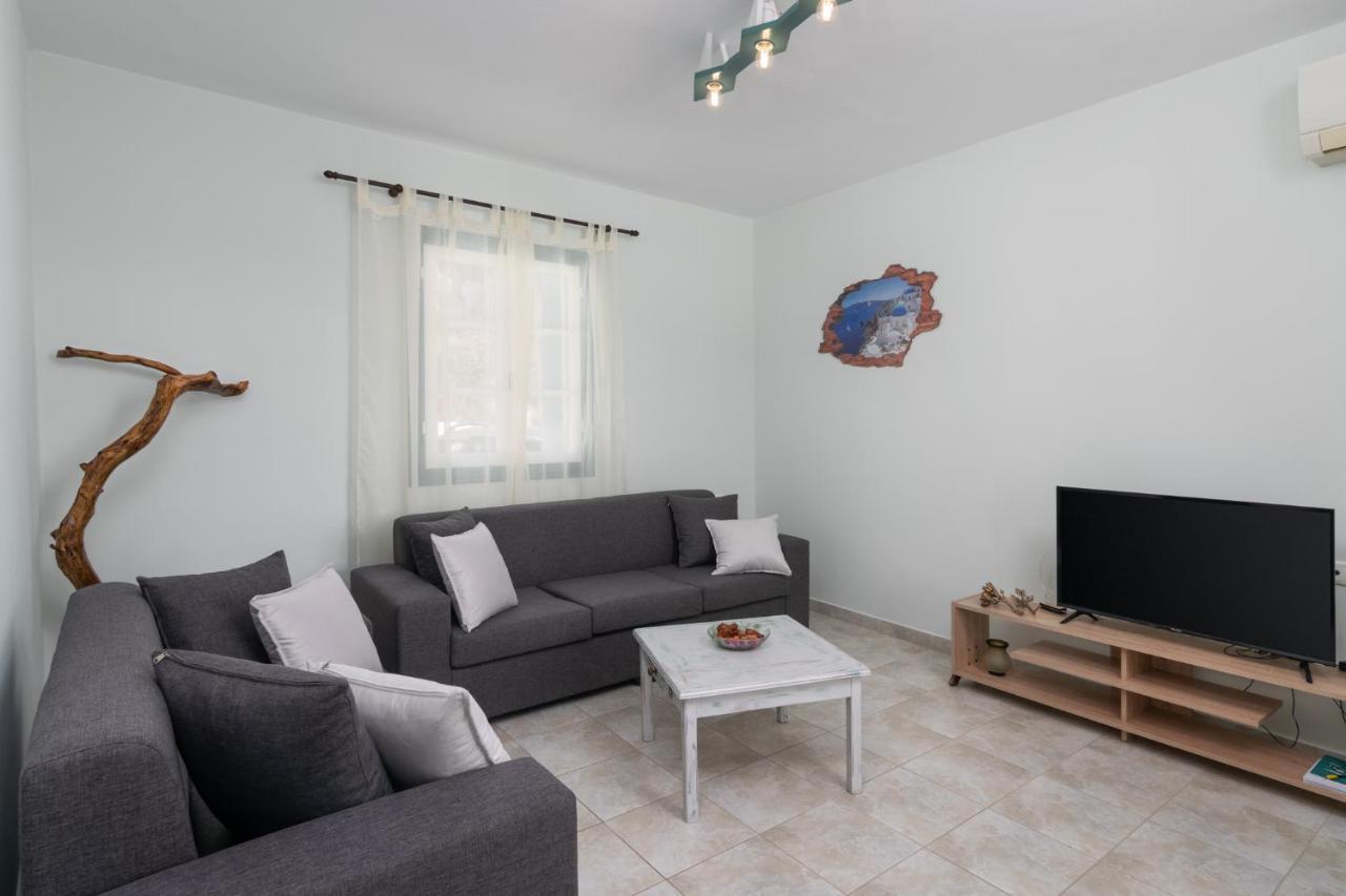 Zanart Maisonette II Tripiti Luaran gambar