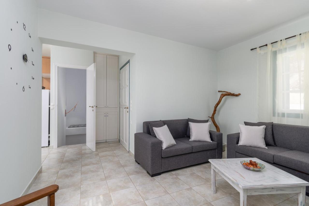 Zanart Maisonette II Tripiti Luaran gambar