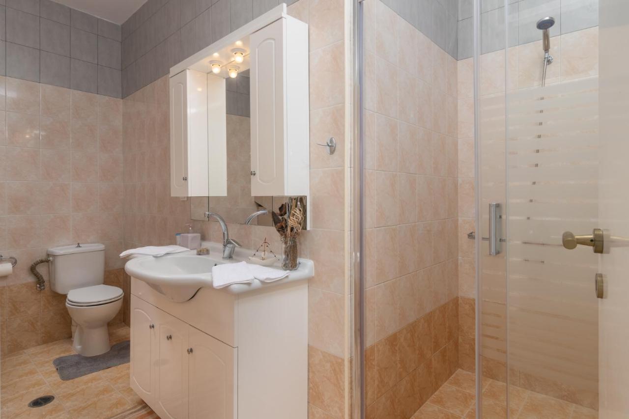 Zanart Maisonette II Tripiti Luaran gambar