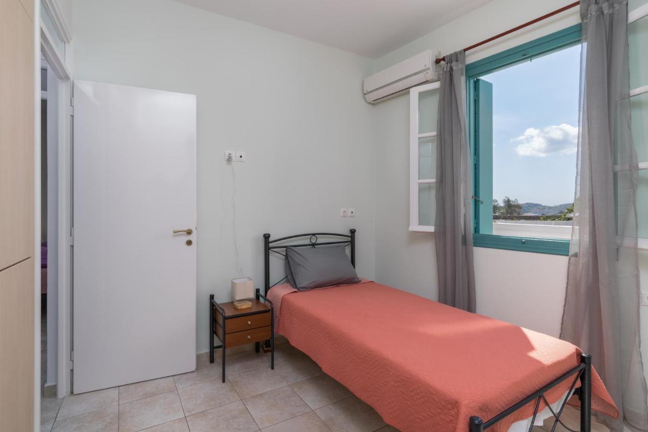 Zanart Maisonette II Tripiti Luaran gambar