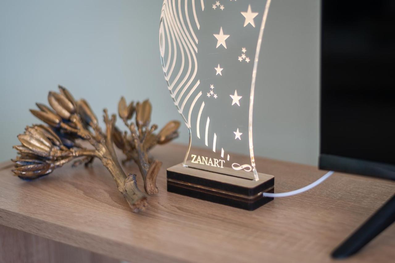 Zanart Maisonette II Tripiti Luaran gambar